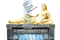 Statua raffigurante la Dora